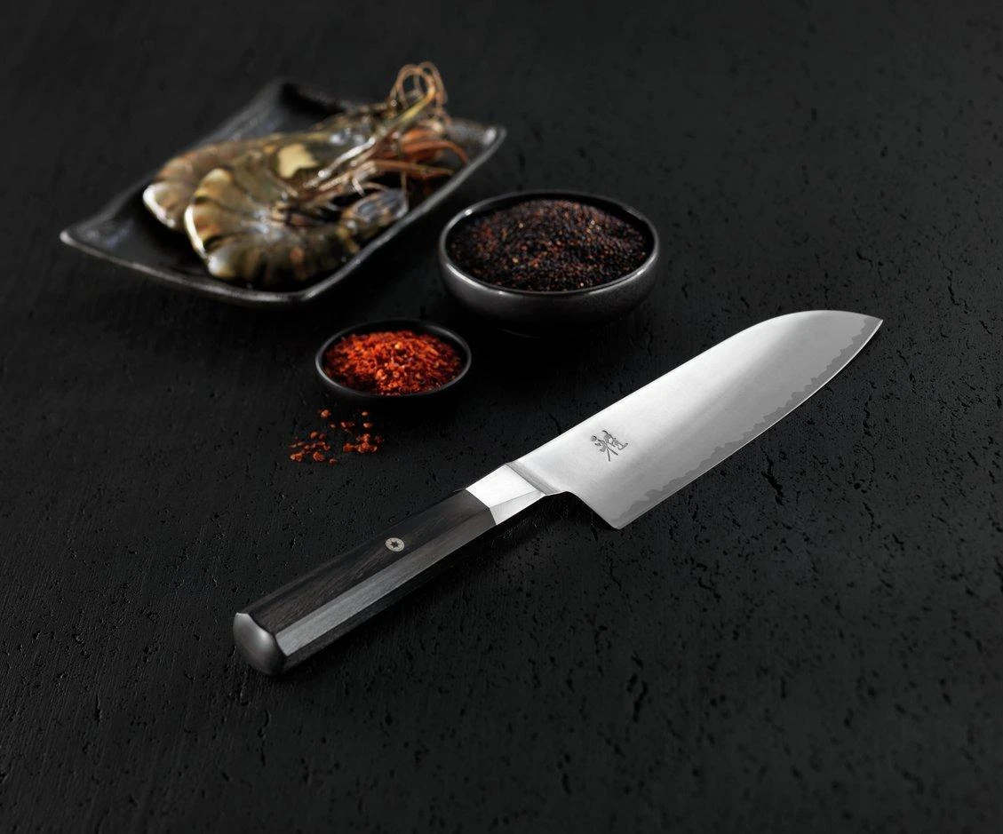 Miyabi 4000FC Santoku 18 Cm, 33957-181 8 Miyabi 4000FC Santoku 18 Cm, 33957-181 – Image 8