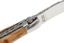 Laguiole En Aubrac 12cm Doubles Platines, Loupe D'olivier, L0712LLI-FSJ1 11 Laguiole En Aubrac 12cm Doubles Platines, Loupe D'olivier, L0712LLI-FSJ1 -Couteaux Soldes Boutique AUL0712LLI FSJ1 04 laguiole en aubrac aul0712lli fsj1 04