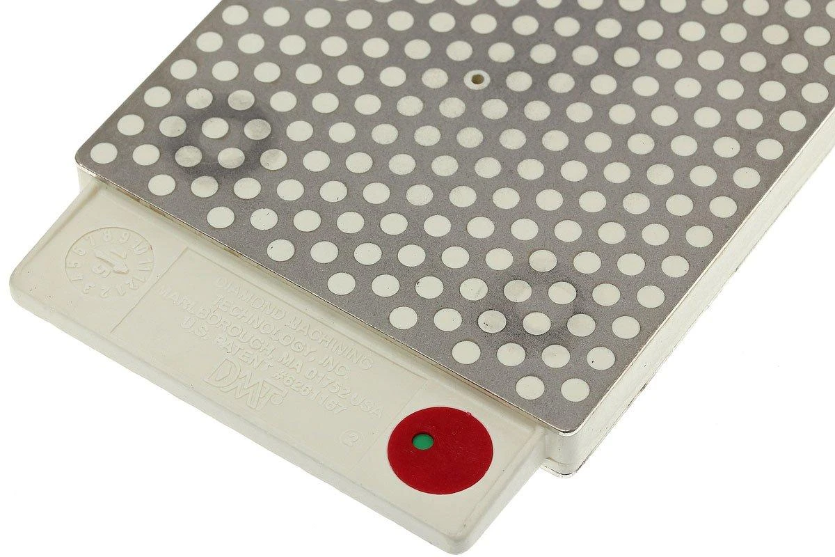 DMT DuoSharp Hardcoat Bench Stone, W8EF-H-WB 4 DMT DuoSharp Hardcoat Bench Stone, W8EF-H-WB – Image 4