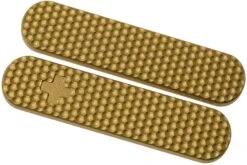Daily Customs 58.2 Golfball Pattern, Brass P10009498 Plaquettes Pour Victorinox
