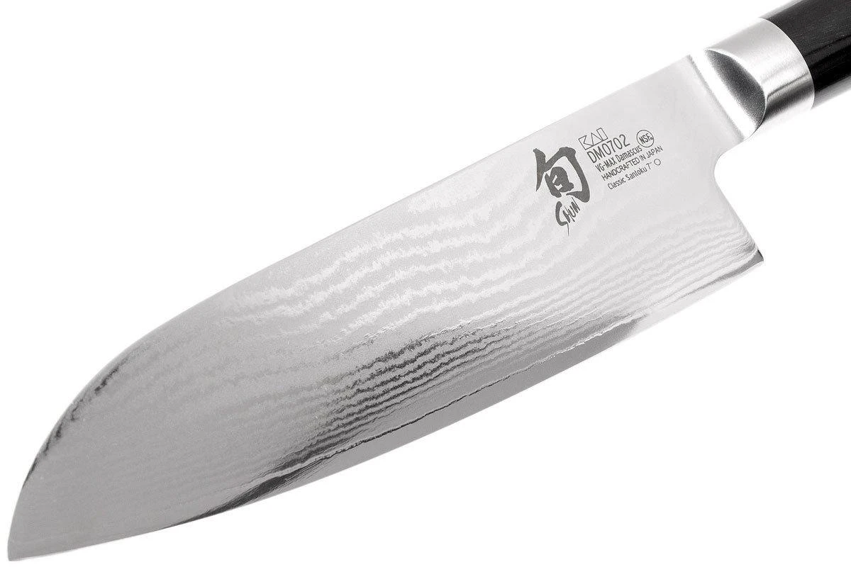 Kai Shun Classic Santoku, 18 Cm 3 Kai Shun Classic Santoku, 18 Cm – Image 3
