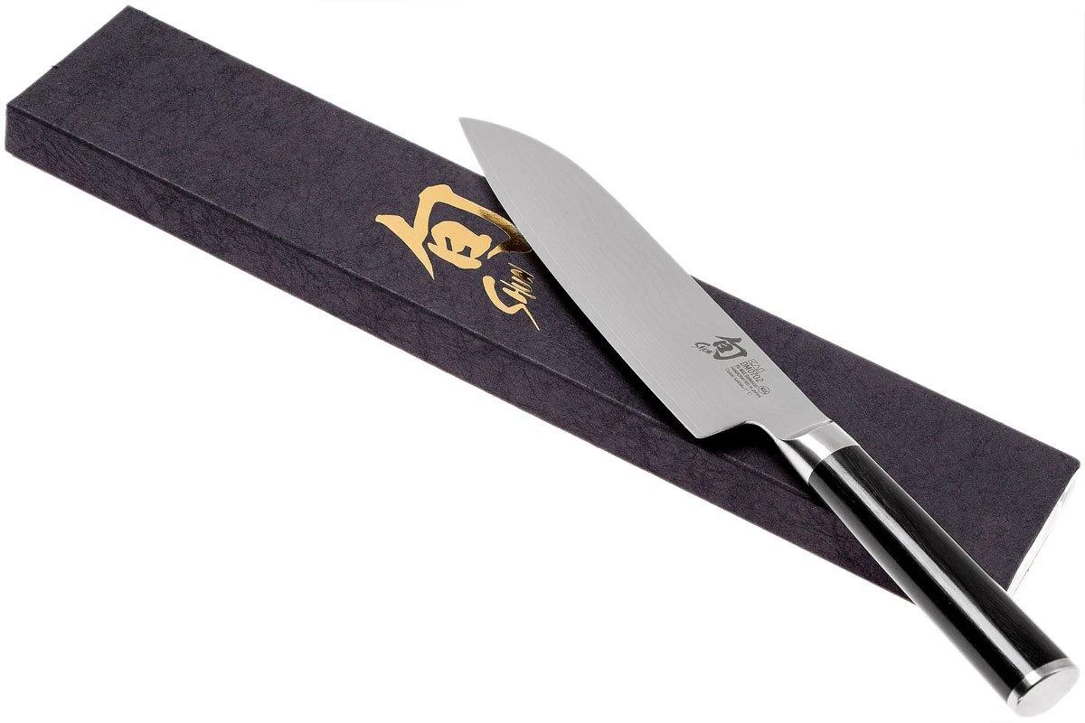 Kai Shun Classic Santoku, 18 Cm 8 Kai Shun Classic Santoku, 18 Cm – Image 8