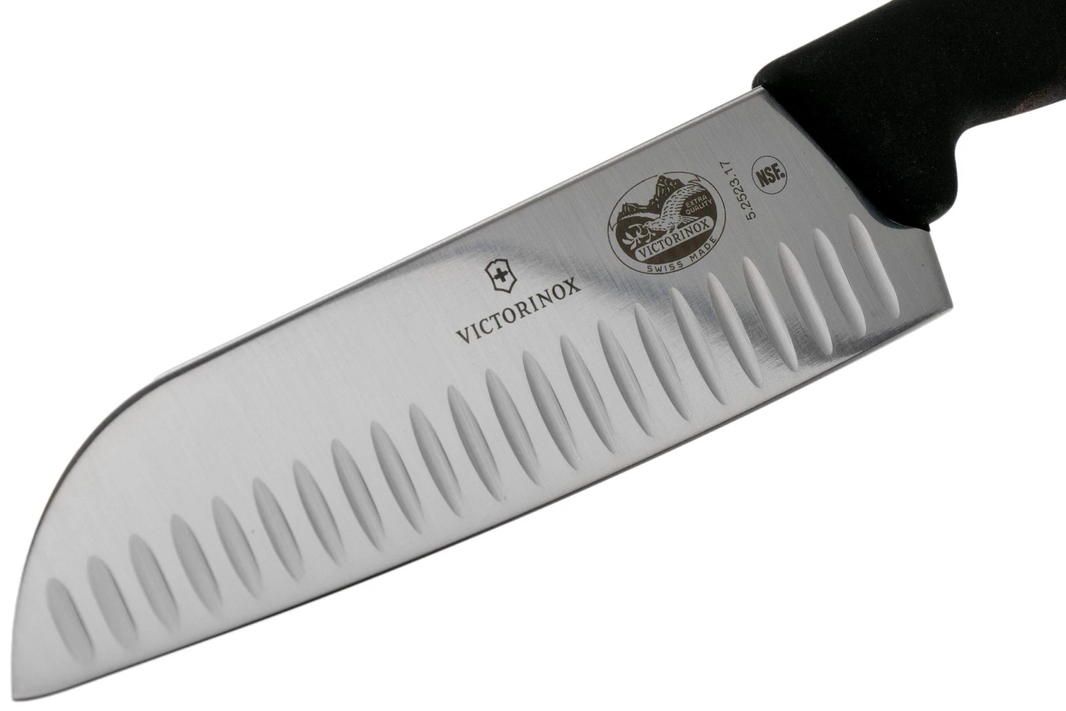 Victorinox Fibrox Santoku 17 Cm, 5.2523.17 3 Victorinox Fibrox Santoku 17 Cm, 5.2523.17 – Image 3