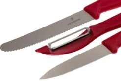 Victorinox SwissClassic Couteaux à Légumes Rouge, Ensemble De 3, 6.7111.31 -Couteaux Soldes Boutique VT6 7111 31 03 victorinox vt6 7111 31 03