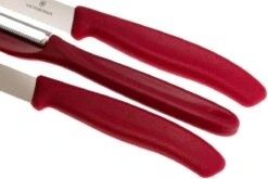 Victorinox SwissClassic Couteaux à Légumes Rouge, Ensemble De 3, 6.7111.31 -Couteaux Soldes Boutique VT6 7111 31 04 victorinox vt6 7111 31 04