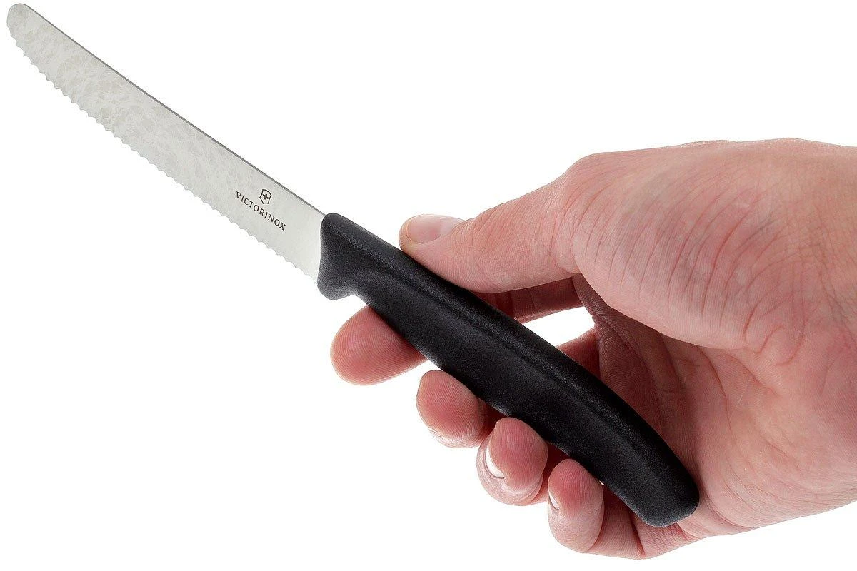 Victorinox SwissClassic Couteaux à Légumes Noir, Set De 3, 6.7113.3 4 Victorinox SwissClassic Couteaux à Légumes Noir, Set De 3, 6.7113.3 – Image 4