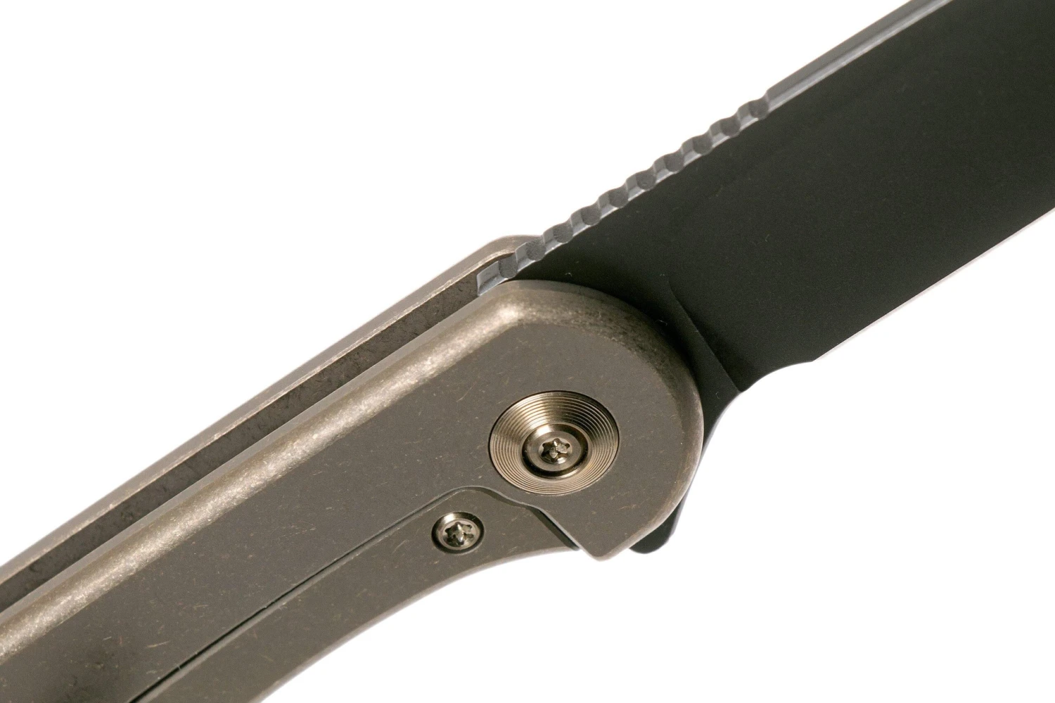 WE Knife Elementum WE18062X-4 Blackwashed, Bronze Titanium Couteau De Poche 6 WE Knife Elementum WE18062X-4 Blackwashed, Bronze Titanium Couteau De Poche – Image 6