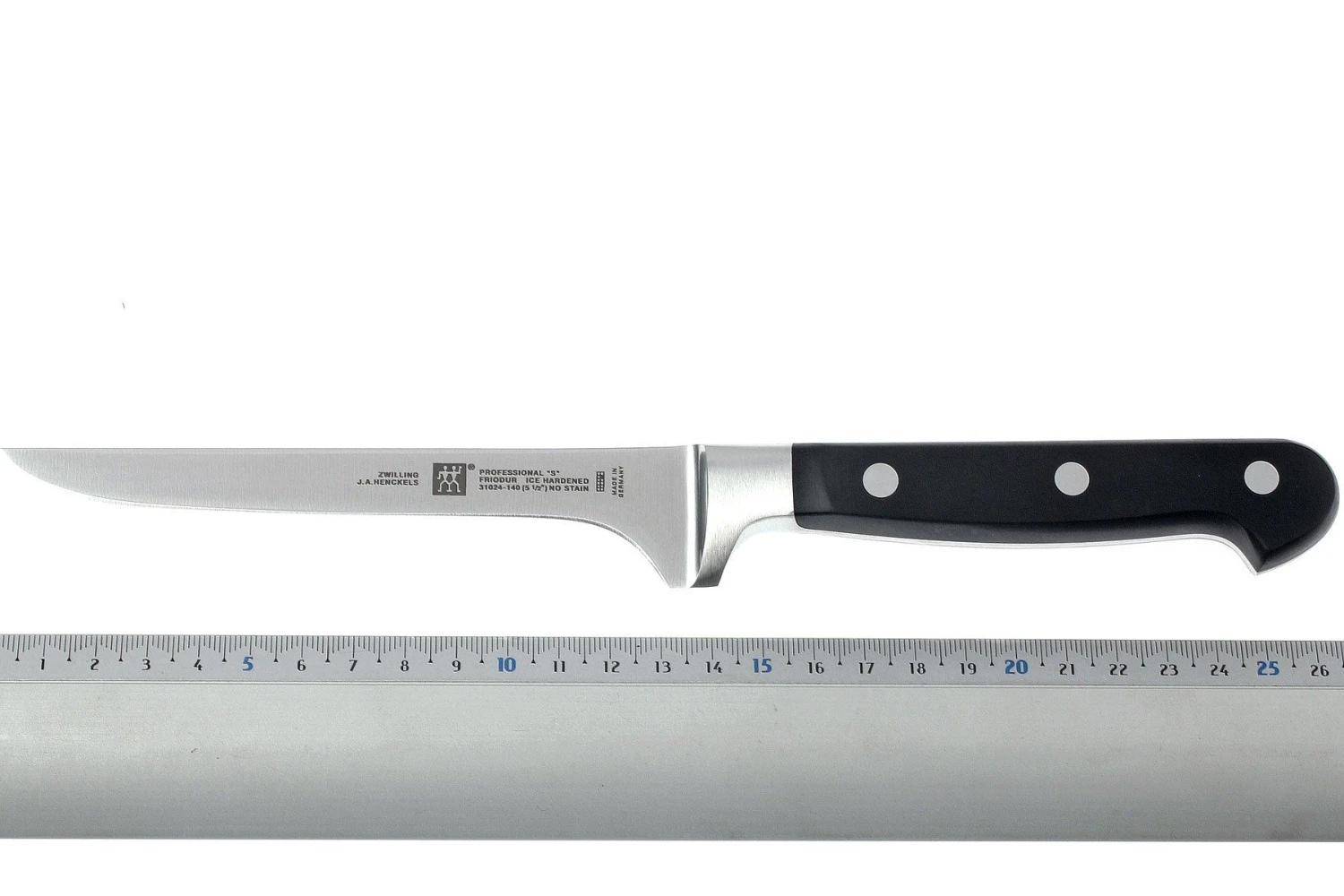 Zwilling - Professional « S » Couteau à Désosser 14 Cm 4 Zwilling - Professional « S » Couteau à Désosser 14 Cm – Image 4